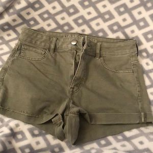Juniors/ women’s high rise shortie shorts